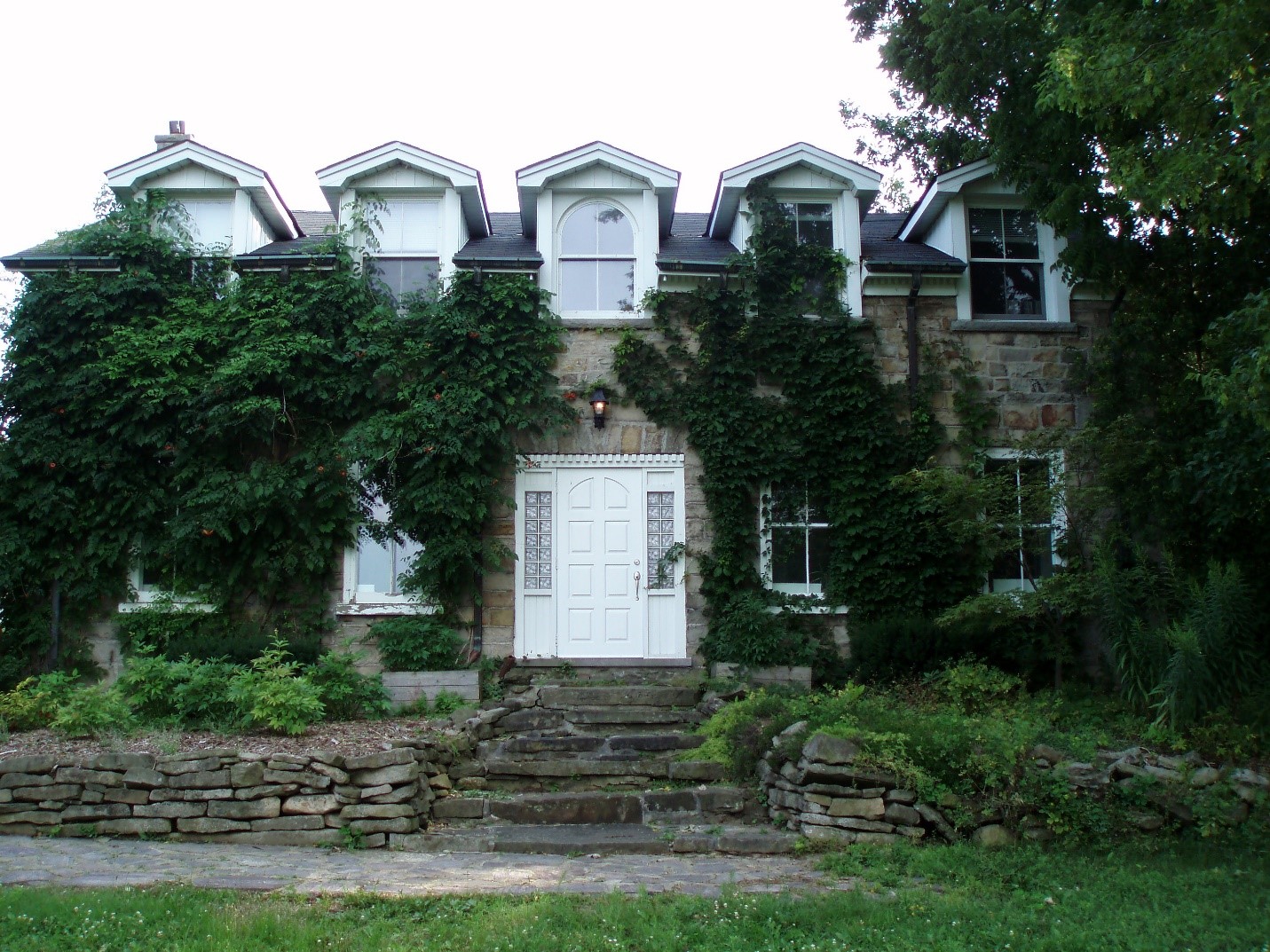 Veevers Estate pictured from the front entrance