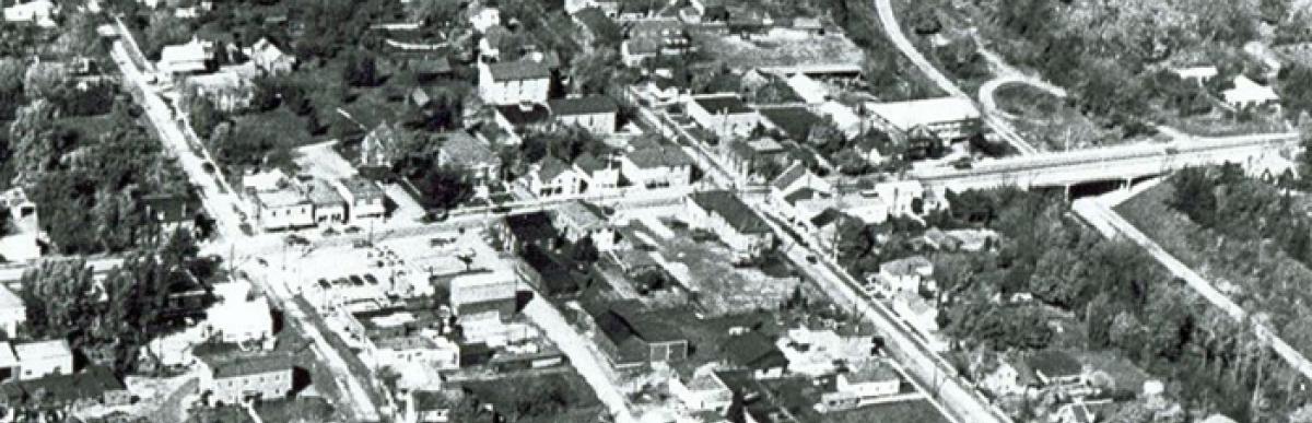 Aerial photograph of Waterdown Village